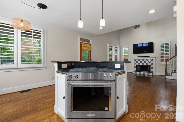 2013 Chesterfield Avenue, Charlotte, NC 28205