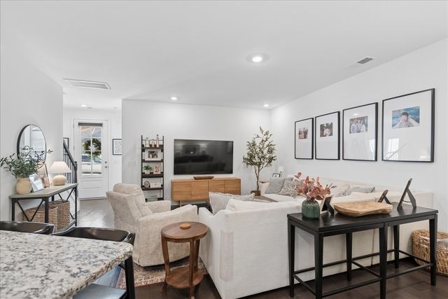 526 Tobias St, Gallatin, TN 37066