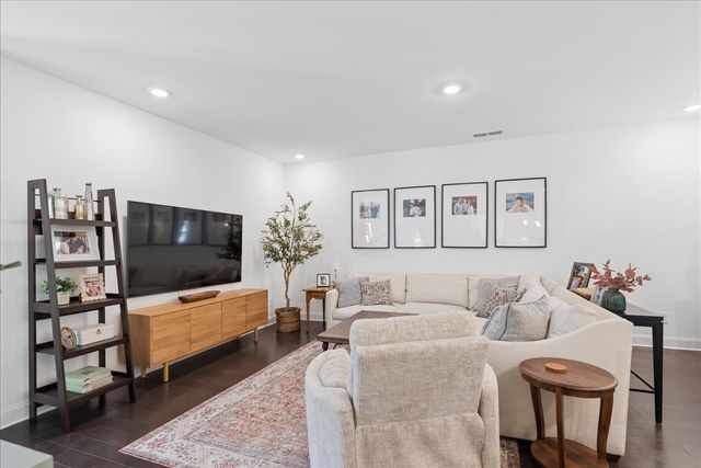 526 Tobias St, Gallatin, TN 37066