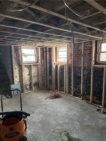 14 Dome Street, Providence, RI 02908