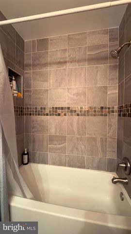 3346 OAKSHADE CT, Fairfax, VA 22033