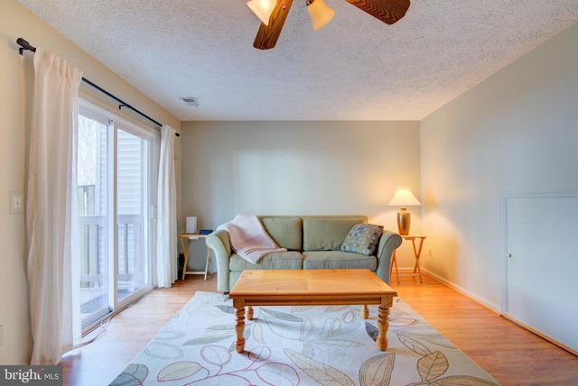 3346 OAKSHADE CT, Fairfax, VA 22033