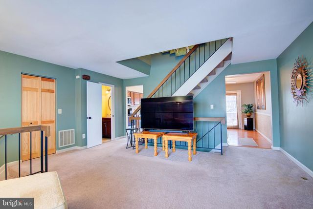 3346 OAKSHADE CT, Fairfax, VA 22033