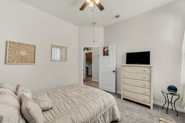 9601 Mountain Laurel Trail, Fort Worth, TX 76036
