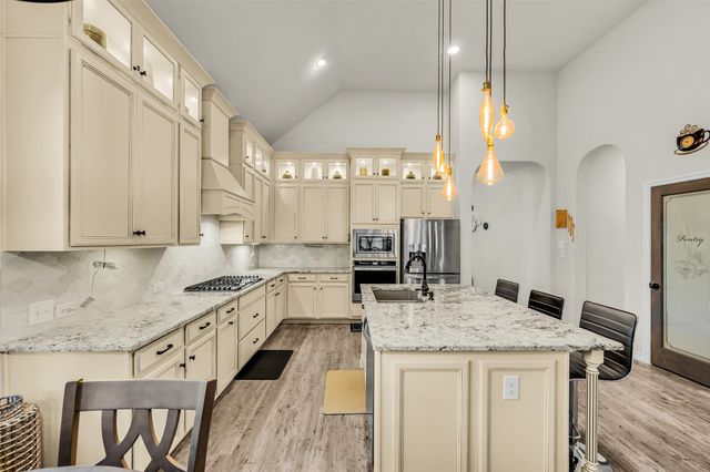 9601 Mountain Laurel Trail, Fort Worth, TX 76036