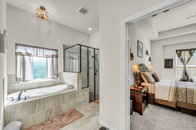 9601 Mountain Laurel Trail, Fort Worth, TX 76036