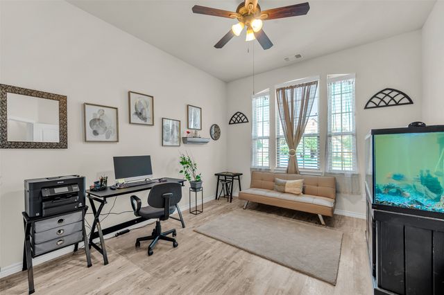 9601 Mountain Laurel Trail, Fort Worth, TX 76036