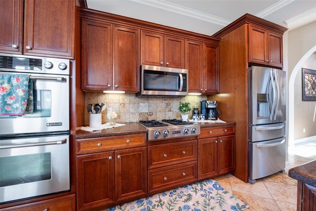 3211 Constitution Drive, Lago Vista, TX 78645