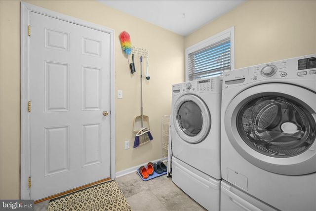 150 SWEETWATER LN, Newmanstown, PA 17073