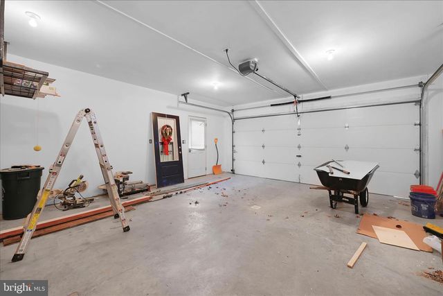 150 SWEETWATER LN, Newmanstown, PA 17073