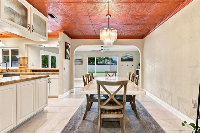 8805 KENWOOD ROAD, Seminole, FL 33777