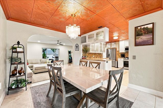 8805 KENWOOD ROAD, Seminole, FL 33777