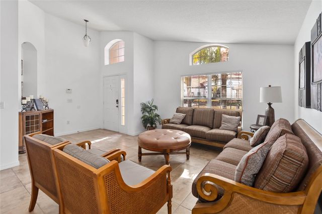 814 ORANGE COSMOS BOULEVARD, Davenport, FL 33837