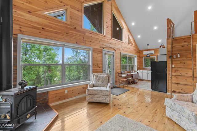 3517 Needles Way, Sevierville, TN 37876