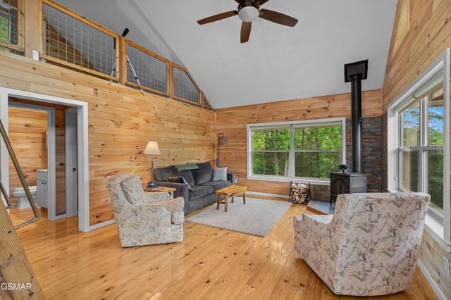 3517 Needles Way, Sevierville, TN 37876