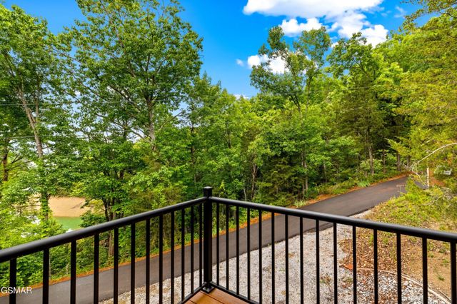 3517 Needles Way, Sevierville, TN 37876