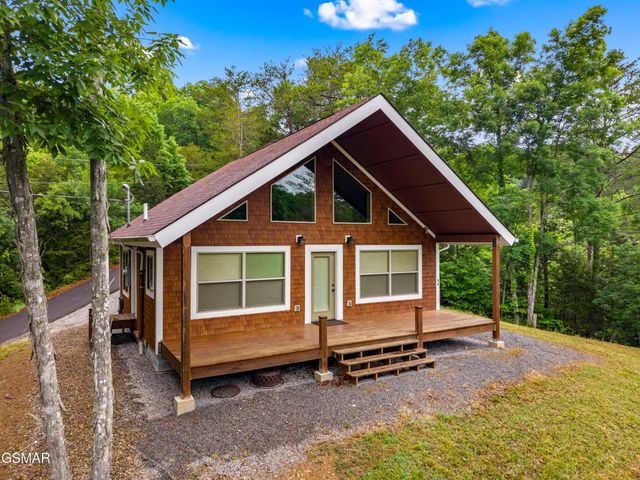3517 Needles Way, Sevierville, TN 37876