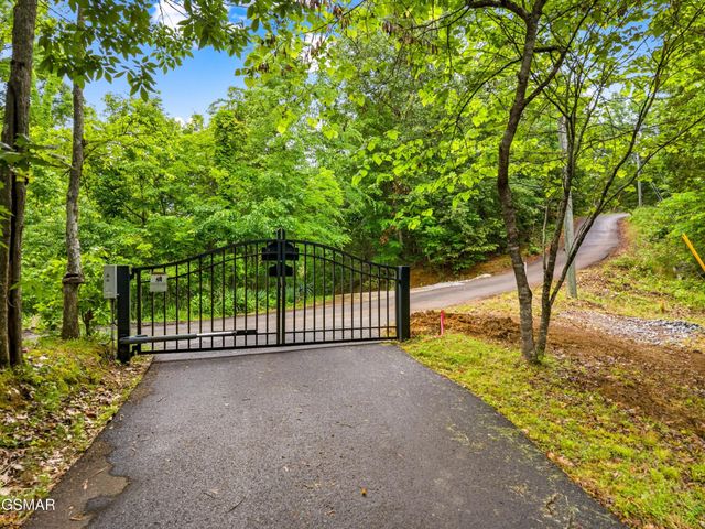 3517 Needles Way, Sevierville, TN 37876