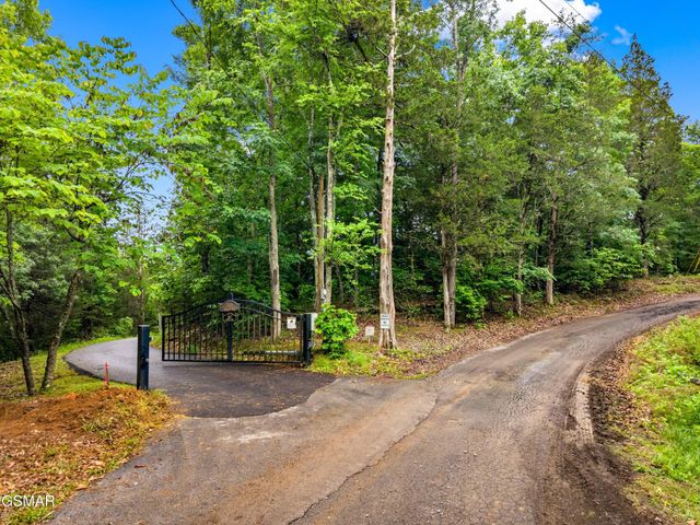 3517 Needles Way, Sevierville, TN 37876