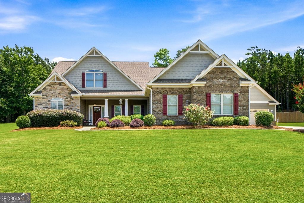 222 Thyme Leaf Way, Locust Grove, GA 30248