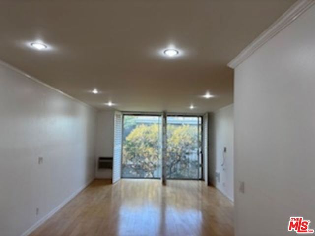 11645 N Montana Avenue 338, Los Angeles, CA 90049
