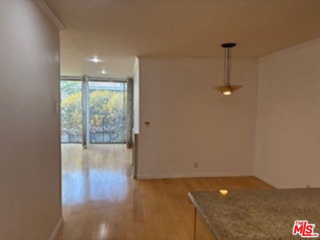 11645 N Montana Avenue 338, Los Angeles, CA 90049