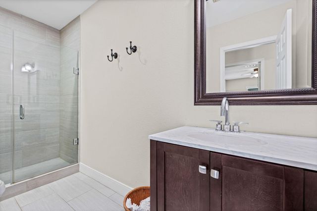 172 Indian Shore, Livingston, TX 77351