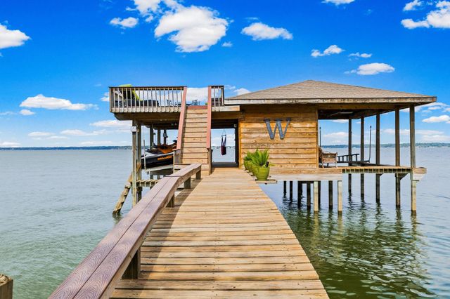 172 Indian Shore, Livingston, TX 77351
