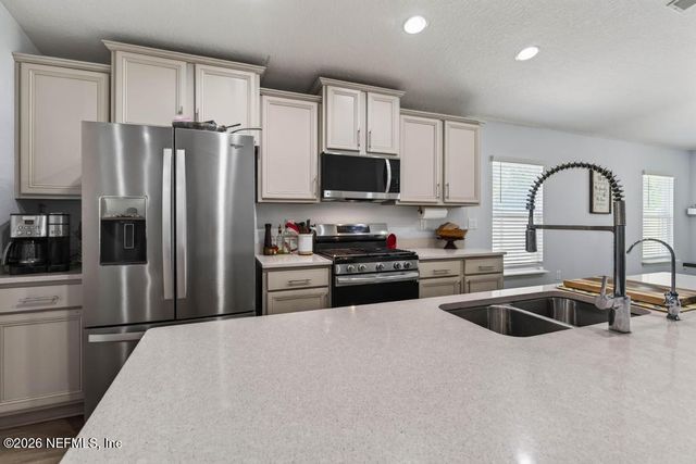 83122 VILLAGE Walk, Fernandina Beach, FL 32034