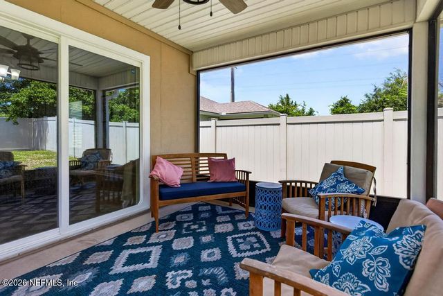 83122 VILLAGE Walk, Fernandina Beach, FL 32034