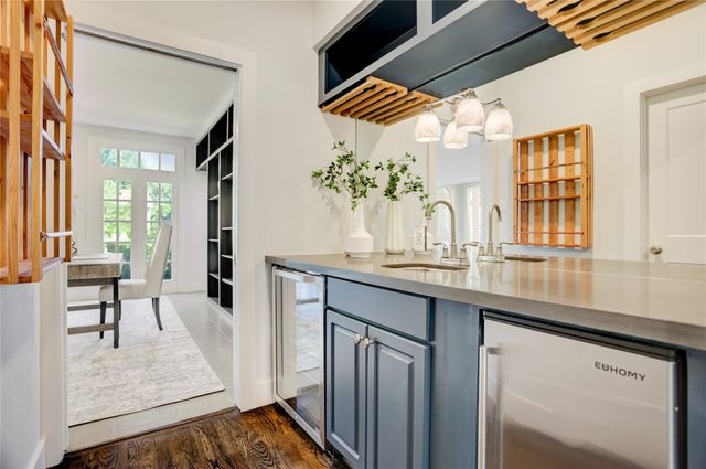 3505 Gramercy Street, Houston, TX 77025