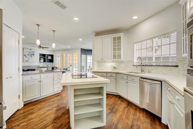 3505 Gramercy Street, Houston, TX 77025