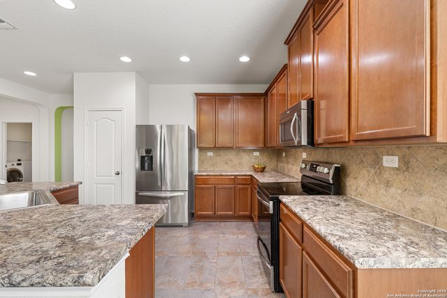 3343 Uresti, Converse, TX 78109