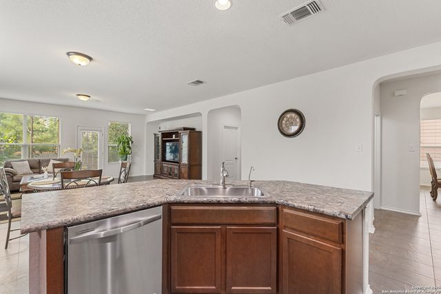 3343 Uresti, Converse, TX 78109