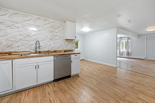 1936 MARY ANN STREET, Fairbanks, AK 99701
