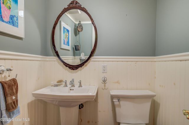 1141 North Shore Road, Day, NY 12835