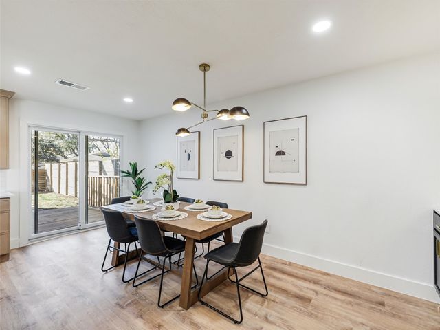 9011 Liptonshire Drive, Dallas, TX 75238