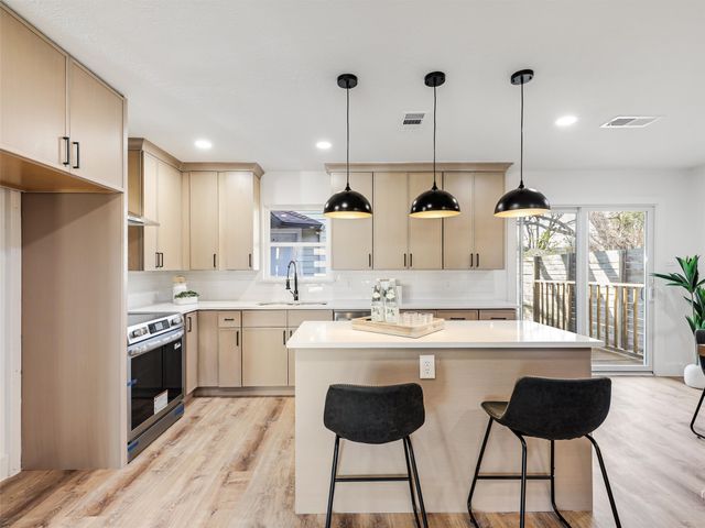 9011 Liptonshire Drive, Dallas, TX 75238