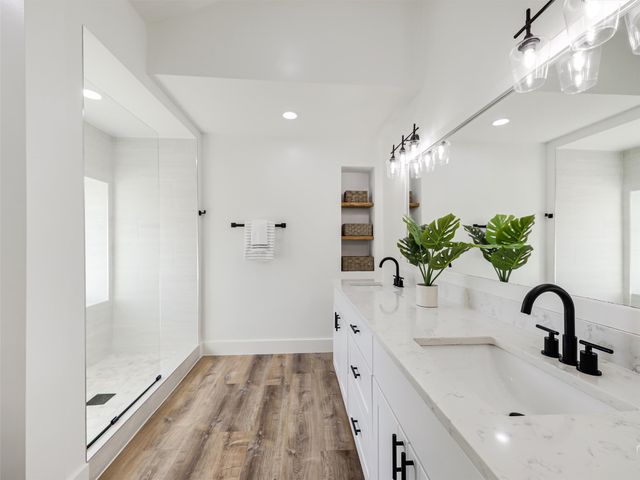 9011 Liptonshire Drive, Dallas, TX 75238