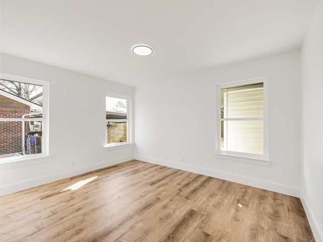 9011 Liptonshire Drive, Dallas, TX 75238