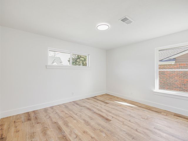 9011 Liptonshire Drive, Dallas, TX 75238