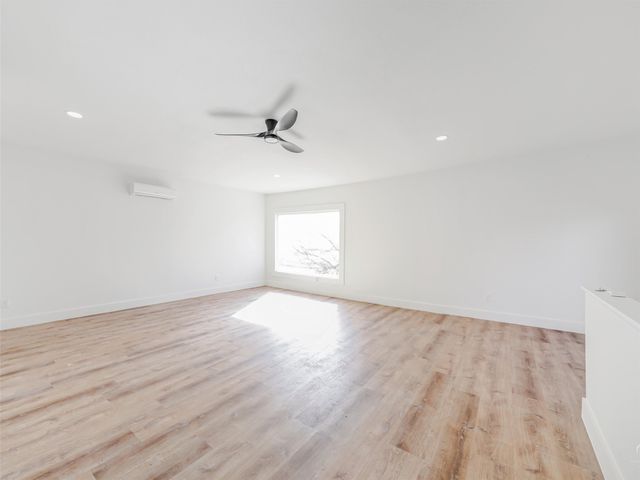 9011 Liptonshire Drive, Dallas, TX 75238