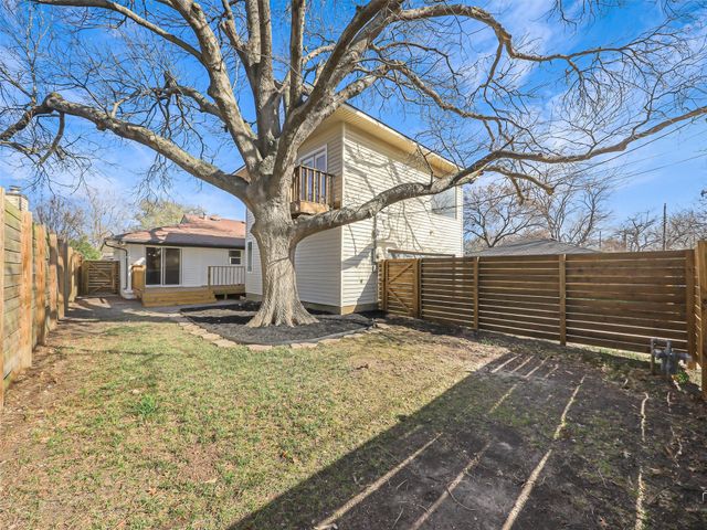 9011 Liptonshire Drive, Dallas, TX 75238