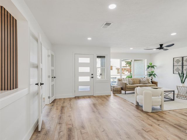 9011 Liptonshire Drive, Dallas, TX 75238