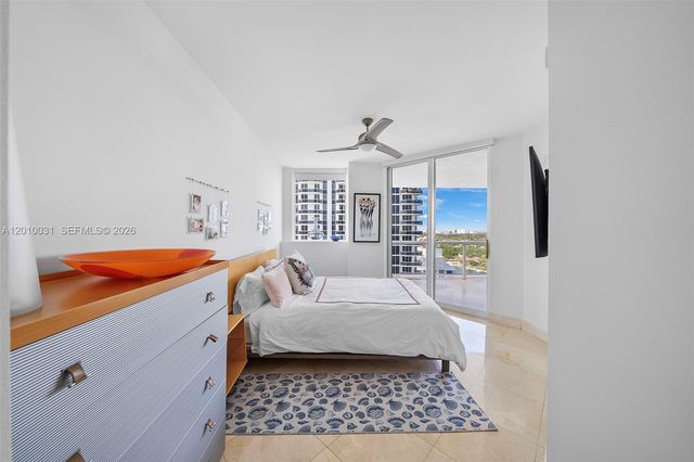 4779 Collins Ave 2404, Miami Beach, FL 33140