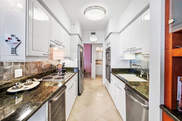 4779 Collins Ave 2404, Miami Beach, FL 33140