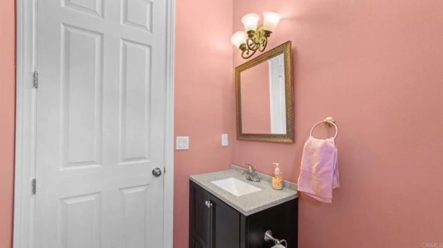 954 MIRAMAR DRIVE, Vista, CA 92081