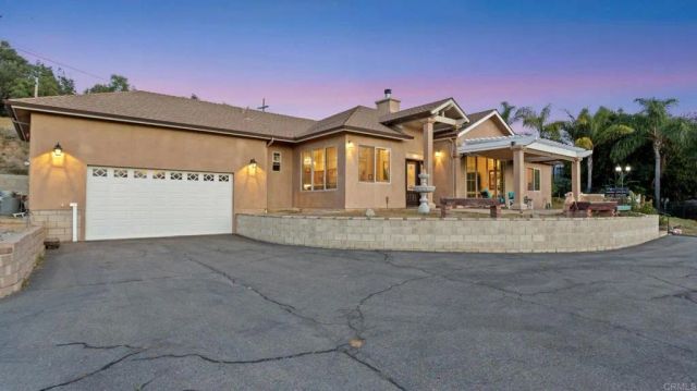 954 MIRAMAR DRIVE, Vista, CA 92081