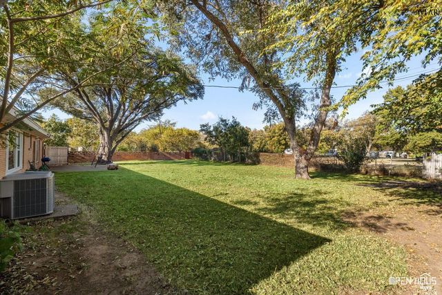 723 MAPLE STREET, Burkburnett, TX 76354