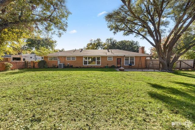 723 MAPLE STREET, Burkburnett, TX 76354